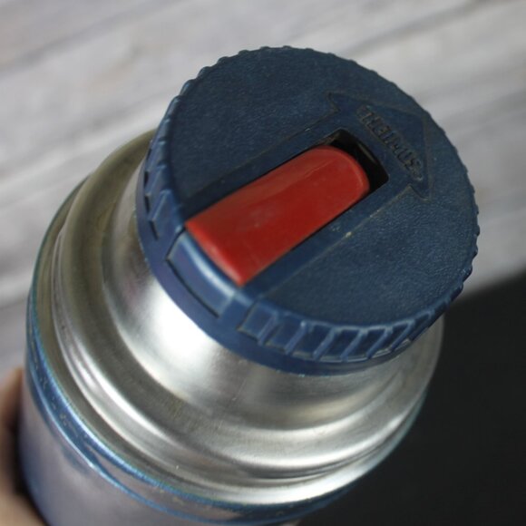 Blue Thermos Vacuum Bottle Model 2480 King Seeley 1 LT Stainless Steel Vintage - Picture 11 of 16